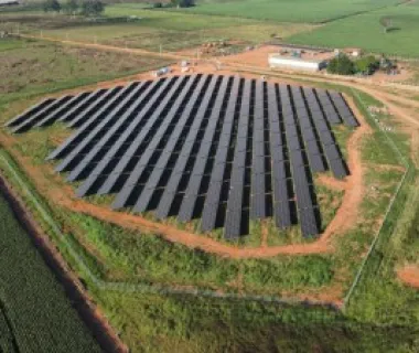 UFV Tupaciguara: usina solar que transforma MG UFV Tupaciguara: usina solar que transforma MG
