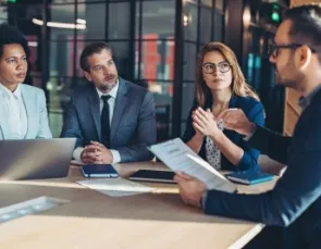 Como escolher fornecedor de energia: 7 dicas para não errar