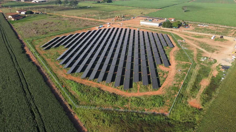 Descubra como a usina fotovoltaica de Tupaciguara contribui para a sustentabilidade e traz benefícios para os consumidores e região