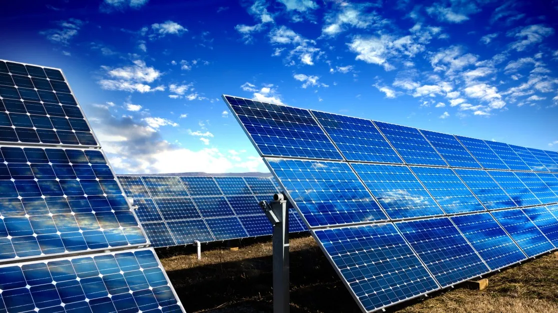 assinatura solar traz mais vantagens do que a usina própria